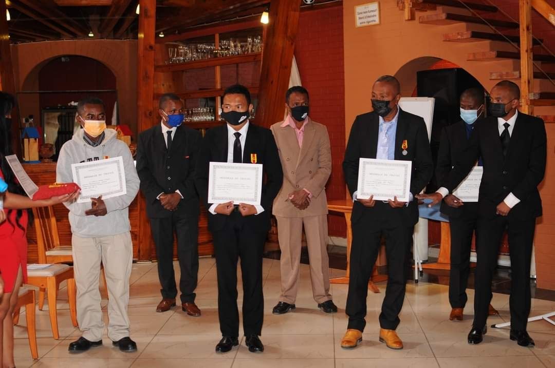 La remise de médailles des collaborateurs STAR de Fianarantsoa et Manakara a eu lieu le 15 Juillet 2021 à Fianarantsoa.